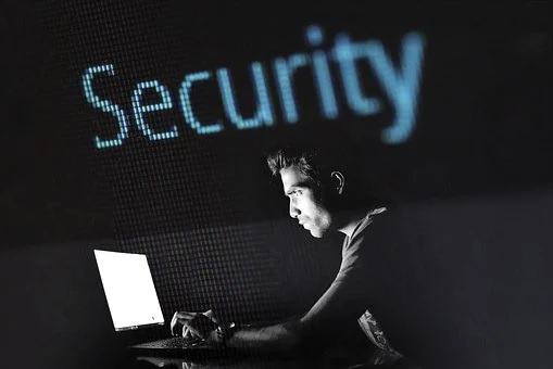 Ataque cibernético na universidade do Reino Unido destrói o aprendizado on-line, equipes e zoom
